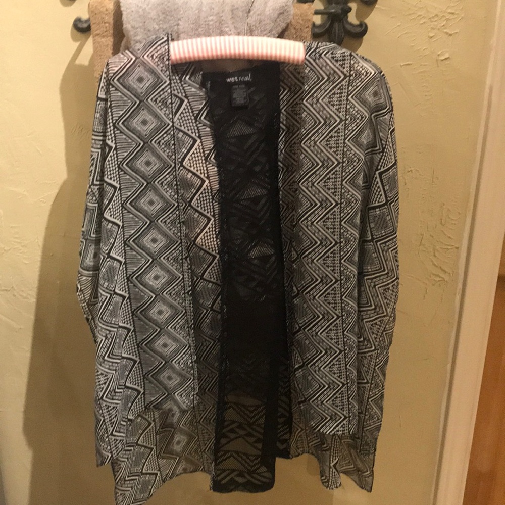 Wet seal high low tunic